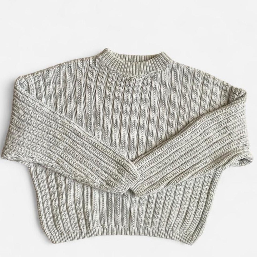 Universal Thread cozy pale blue sweater - Picture 1 of 8